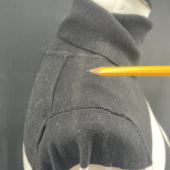 Tommy Hilfiger Women M Stripe Turtleneck Sweater Black White Classic READ Preppy - Picture 6 of 12